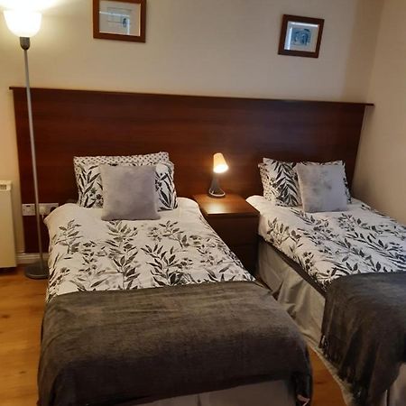 24 Beds In Carrick On Shannon 외부 사진